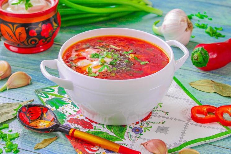 Low-Calorie Borscht with Sauerkraut and Baked Beets Low-Calorie Borscht with Sauerkraut and Baked Beets