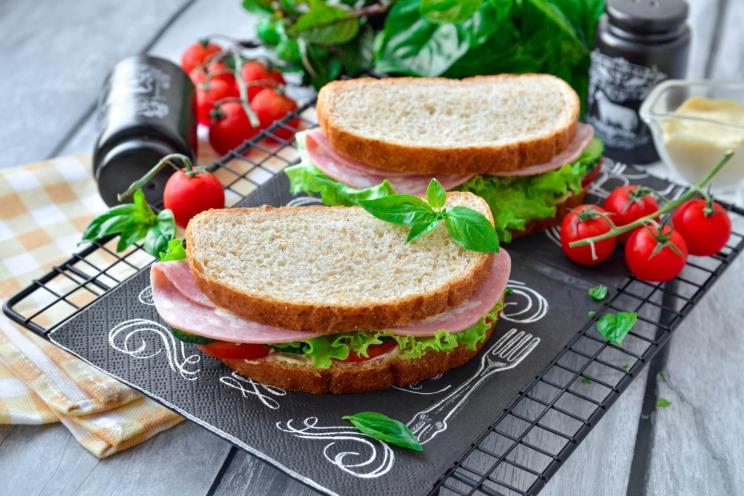 Quick & Delicious Ham Sandwiches
