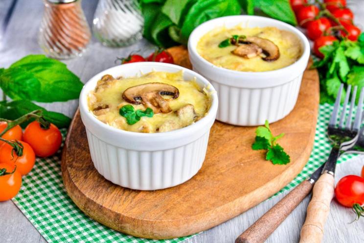 Creamy Mushroom and Chicken Julienne Bake