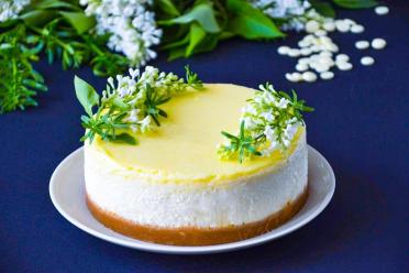 Irresistible Lemon Cheesecake Delight