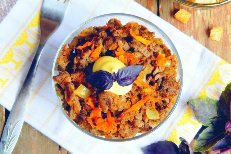 Beef Liver, Carrot & Onion Salad Beef Liver, Carrot & Onion Salad