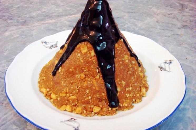 No-Bake Classic Anthill Cake with Condensed Milk