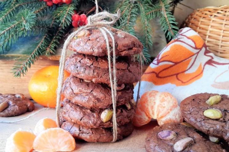 Festive Dark Chocolate Pistachio Cookies Festive Dark Chocolate Pistachio Cookies