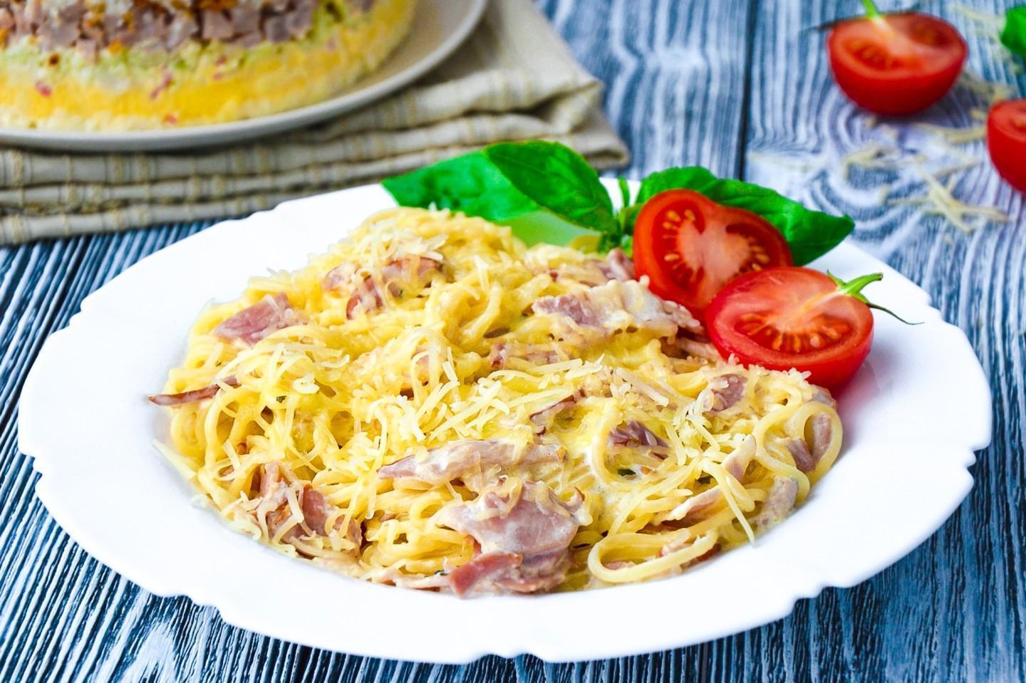 Creamy Bacon Carbonara: Ready in 20 Minutes