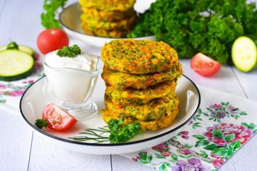 Baked Zucchini Pancakes: Healthy Family Breakfast