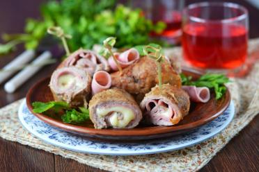Classic Veal Cordon Bleu with Ham and Cheese
