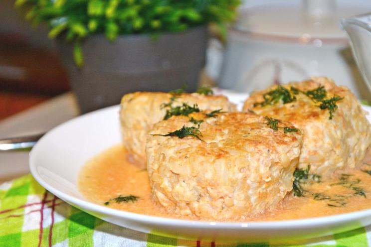 Slow Cooker Meatballs in Creamy Tomato Sauce Slow Cooker Meatballs in Creamy Tomato Sauce