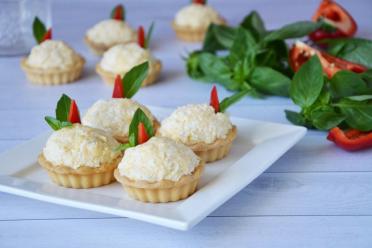 Cheesy Egg Tartlets