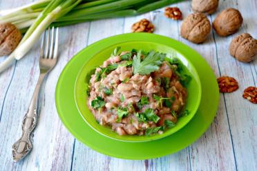Georgia's Classic White Bean Lobio Recipe