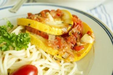 Oven-Baked Zucchini and Tomato Rainbow