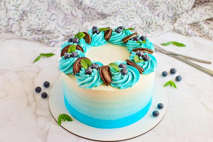 Nutty Raisin Cake Perfect for Any Occasion Nutty Raisin Cake Perfect for Any Occasion