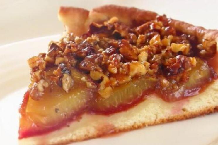 Fresh Plum and Walnut Pie