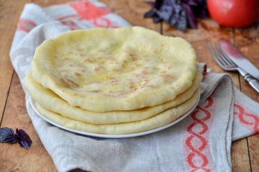 Quick and Easy Skillet Khachapuri with Pickled Cheese