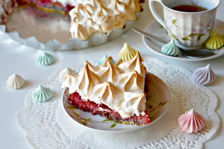 Cherry Meringue Delight Pie