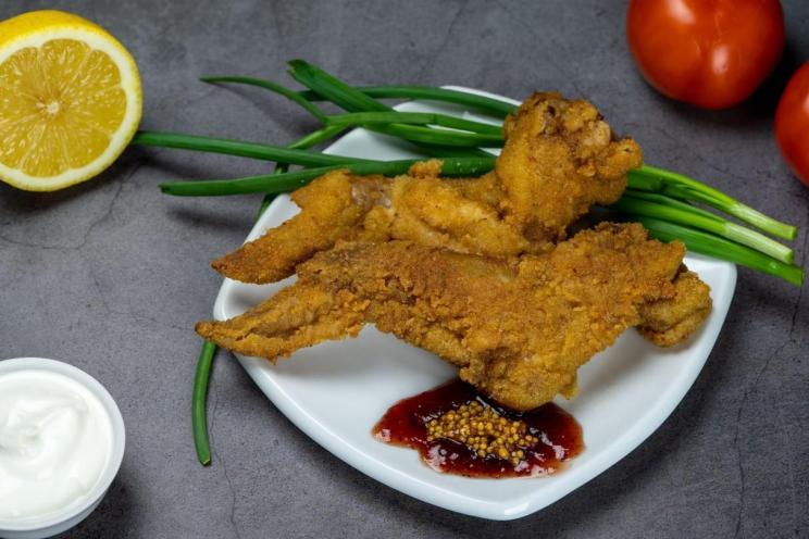 Crispy Soy-Marinated Chicken Wings