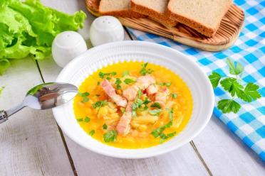 Smoky Pea Soup Delight