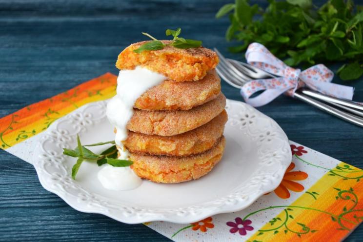 Carrot and Cottage Cheese Skillet Cheesecakes