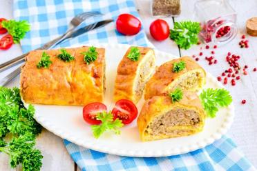 Baked Zucchini Meat Roll