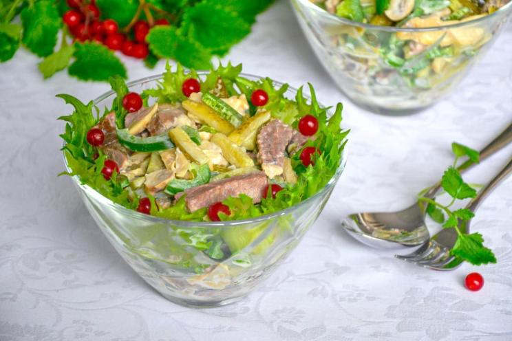 Hearty Beef and Mushroom Salad