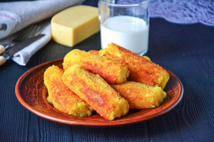 Cheesy Crispy Potato Sticks