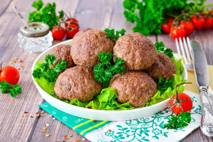 Oven-Baked Juicy Beef Cutlets