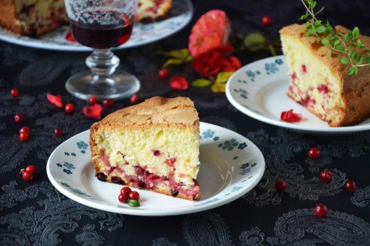 Autumn Lingonberry Charlotte Delight Autumn Lingonberry Charlotte Delight