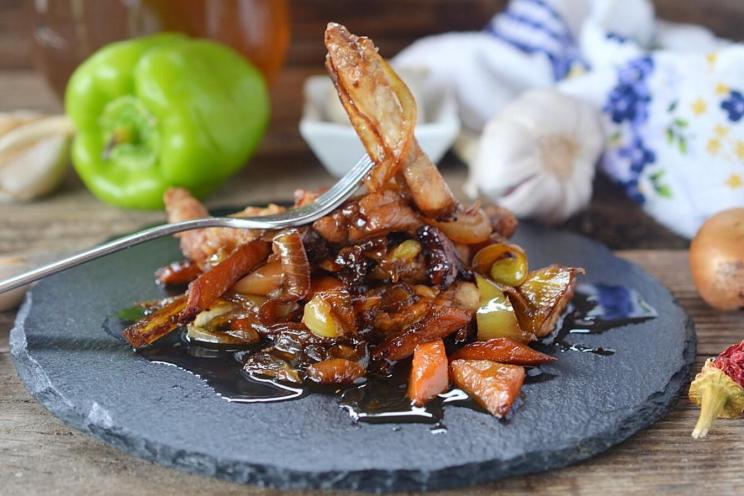 Spicy Thai Pork with Aromatic Vegetables