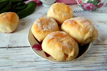 Versatile Lenten Yeast Buns