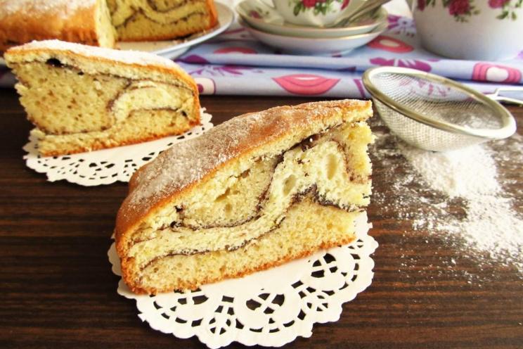 Two-Tone Citrus Cupcake