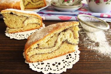 Two-Tone Citrus Cupcake