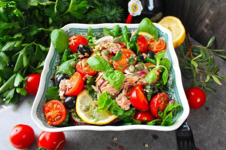 Quick & Healthy Tuna Caper Salad