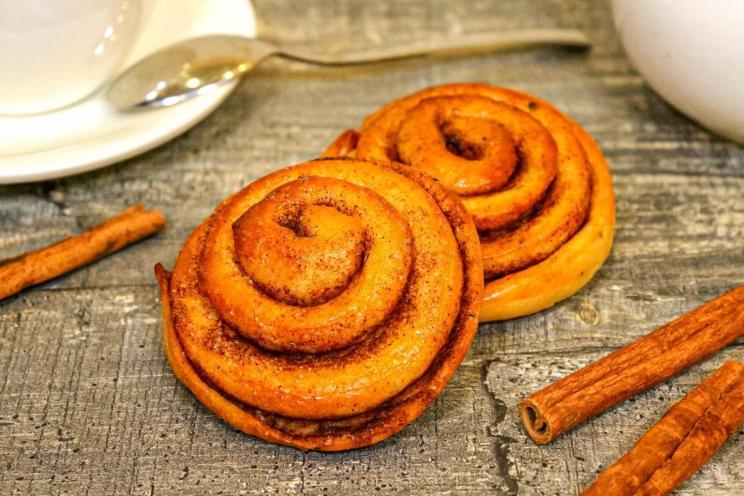 Cinnamon Sugar Swirl Buns