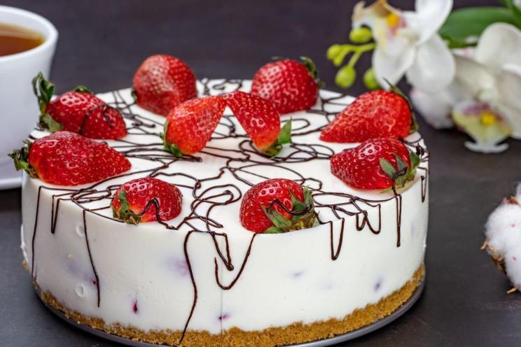 No-Bake Strawberry Curd Cake with Oatmeal Crust No-Bake Strawberry Curd Cake with Oatmeal Crust