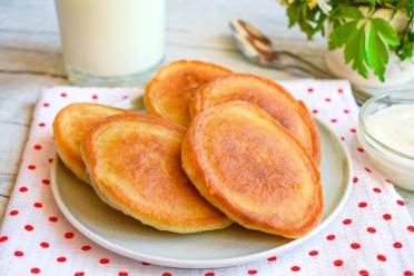 Yeast-Free Fluffy Milk Pancakes