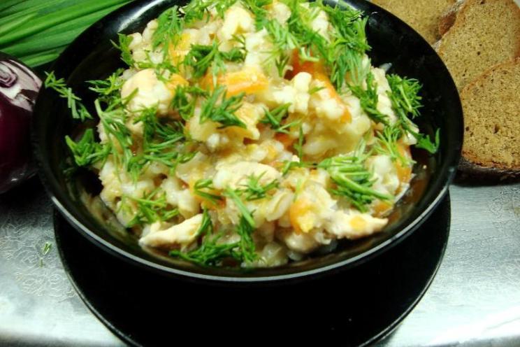 Slow Cooker Chicken and Barley Porridge