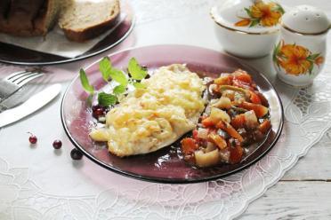 Cheesy Baked Chicken Breast with Onions
