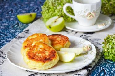 Apple Cheesecake Delights for Breakfast