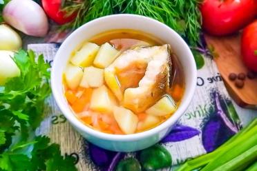 Sturgeon Fish Soup: Simple and Flavorful