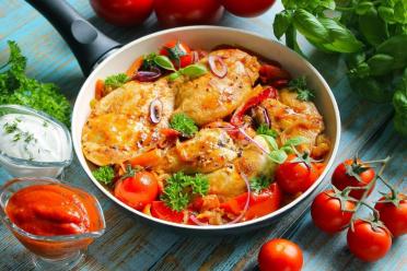 Pan-Fried Chicken Fillet with Onions
