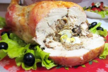 Oven-Baked Stuffed Boneless Chicken