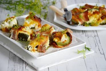 Cheesy Oven-Baked Stuffed Zucchini
