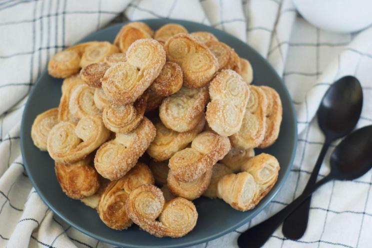 Quick & Easy Sugar Puff Swirls Quick & Easy Sugar Puff Swirls