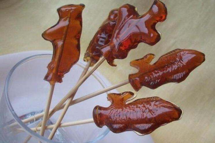 Homemade Nostalgic Lollipops