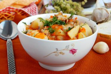 Slow Cooker Turkey and Potatoes