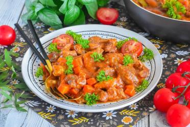 One-Pan Beef Stew with Rich Gravy