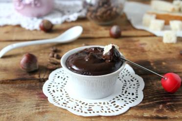 Rich Chocolate Cocoa Cream Dessert