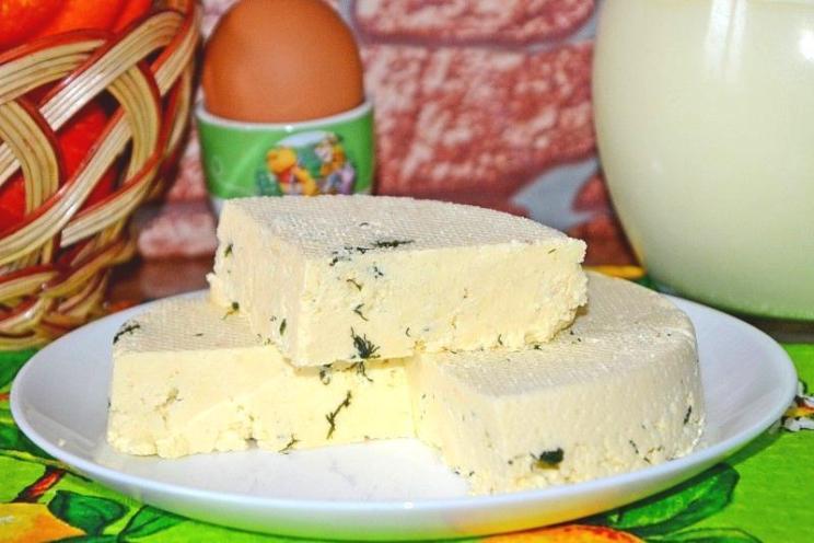 Herb-Infused Homemade Cheese Made Easy
