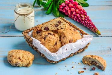 5-Minute Microwave Cookies with Any Filling
