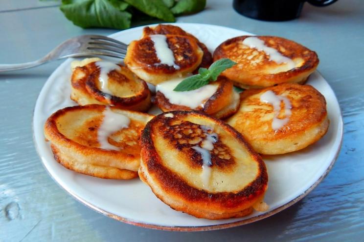 Fluffy Yeast Pancakes for Breakfast