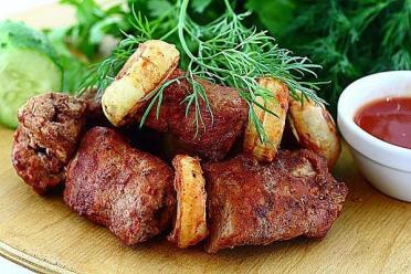 Juicy Tomato-Grilled Shashlik
